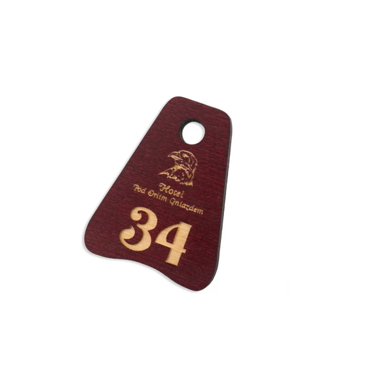 Brelok drewniany - Jaś 3 kolor ciemna wiśnia wym. 50x38mm - BD053