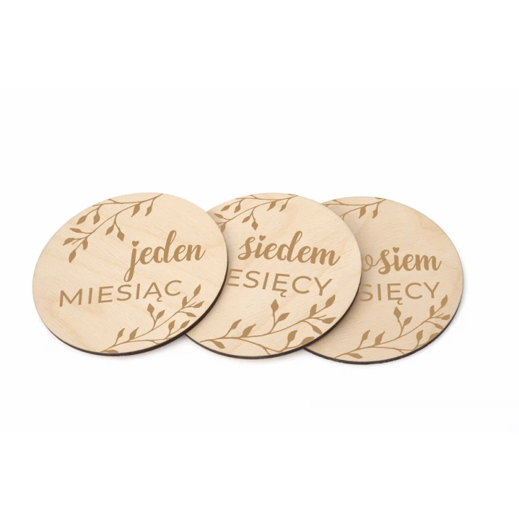 Drewniane tabliczki z miesiącami do zdjęć - komplet 13 sztuk - DT003