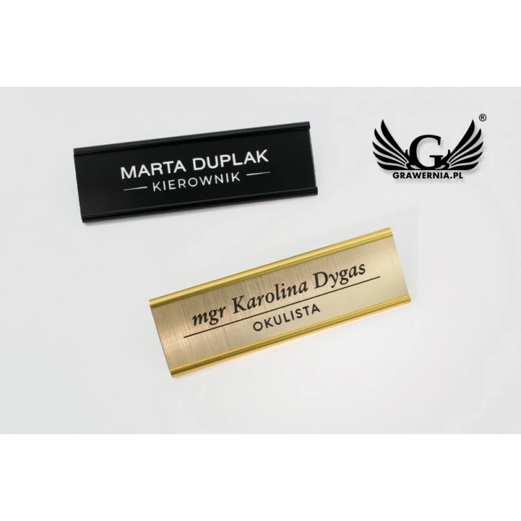 Identyfikator aluminiowy z wymienną grawerowaną tabliczką - 70x20mm - ID061