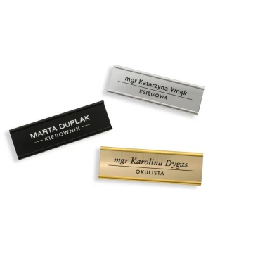 Identyfikator aluminiowy z wymienną grawerowaną tabliczką - 70x20mm - ID061