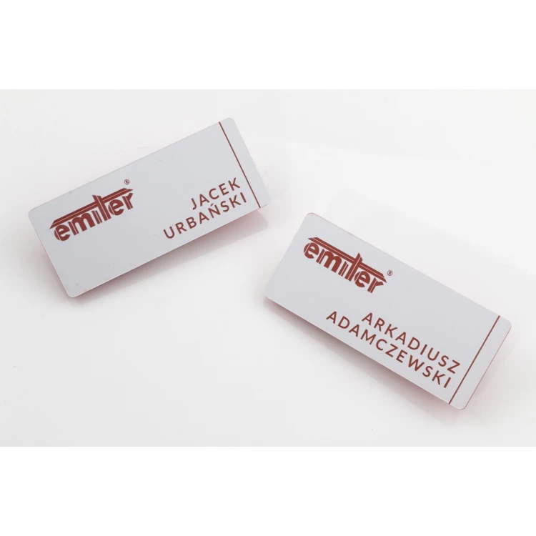 Identyfikator - medium biały z grawerem - ID049