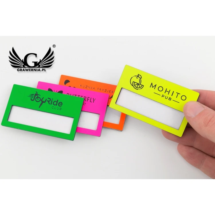 Identyfikator z okienkiem - neon - B - wym. 67x40mm - ID081