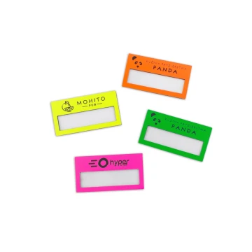 Identyfikator z okienkiem - neon - M - wym. 67x35mm - ID076